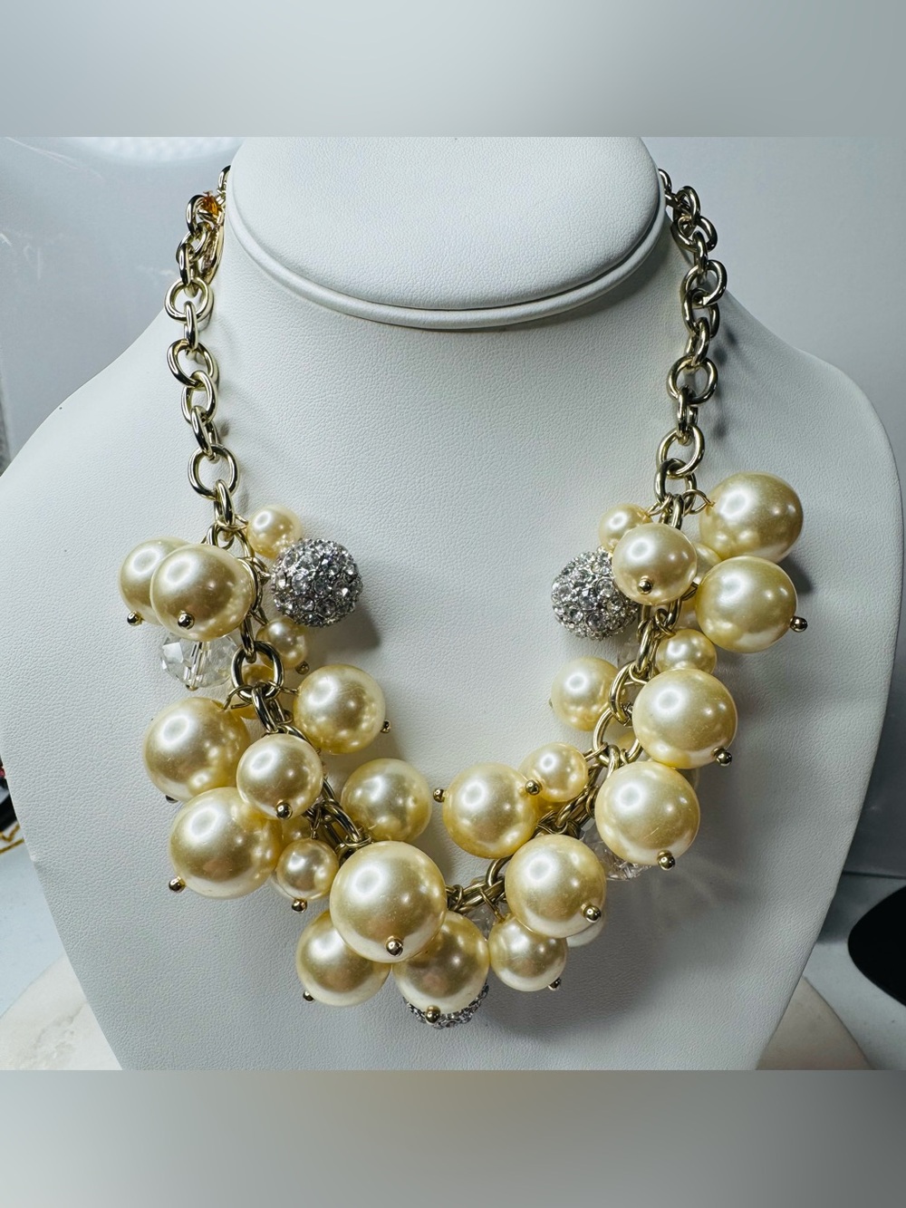 Erica Lyons faux Pearl beaded statement Necklace